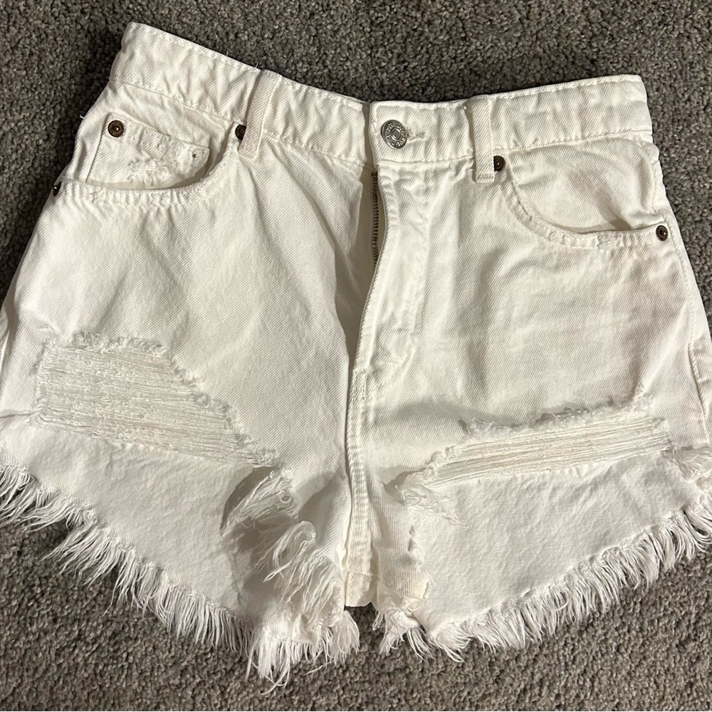 White High-waisted Denim Shorts